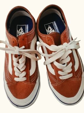 Vans Kids Old Skool Rust Suede Sneakers with White Stripe